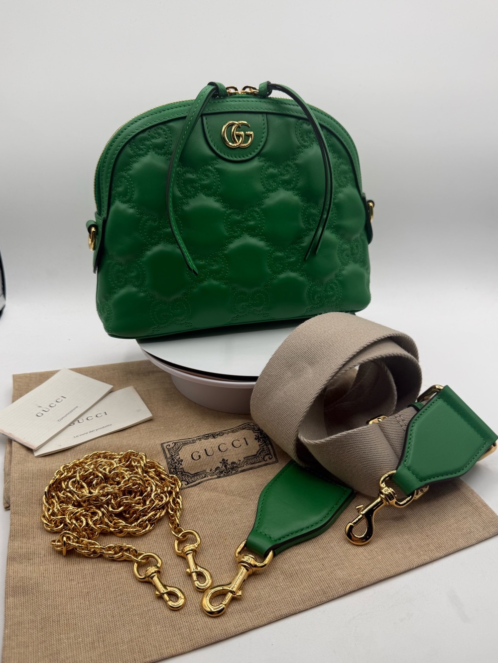 NWOT Gucci GG Matelasse leather shoulder bag with 2 Gucci straps 🔥 Stunning